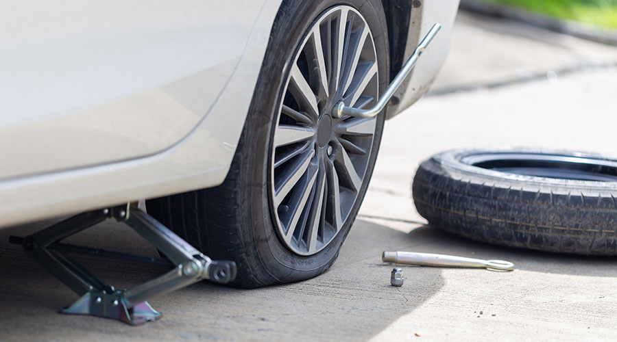 24h Reifenpannendienst in Ettlingen bei einer Reifenpanne.  24h Notruf +49 (0) 176 862 897 26