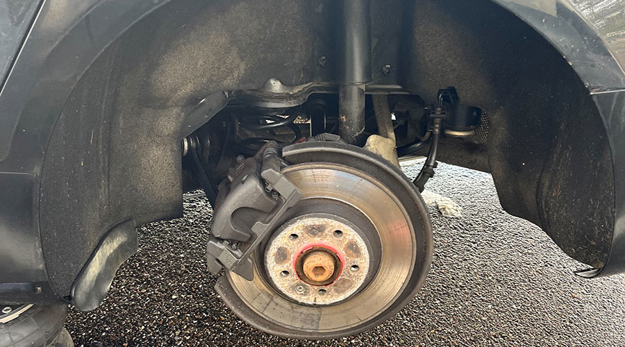 24h Reifenpannendienst +49 (0) 176 862 897 26 Dein Reifennotdienst in Münsingen