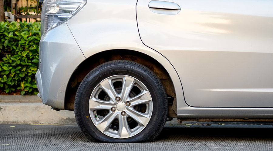 Schnelle Hilfe bei einer Reifenpanne in Weinheim. Sanovi Reifennotdienst - 24h Notruf +49 (0) 176 862 897 26 Schnelle Hilfe bei einer Reifenpanne in Weinheim. Sanovi Reifennotdienst - 24h Notruf +49 (0) 176 862 897 26